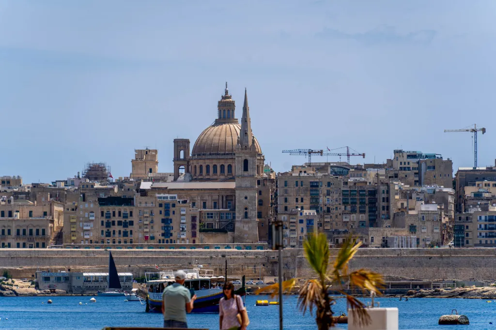 旅行記:「マルタ共和国 🇲🇹」スリーマに泊まってヴァレッタ街歩き。ゴゾ島にブルラグーンにも行く