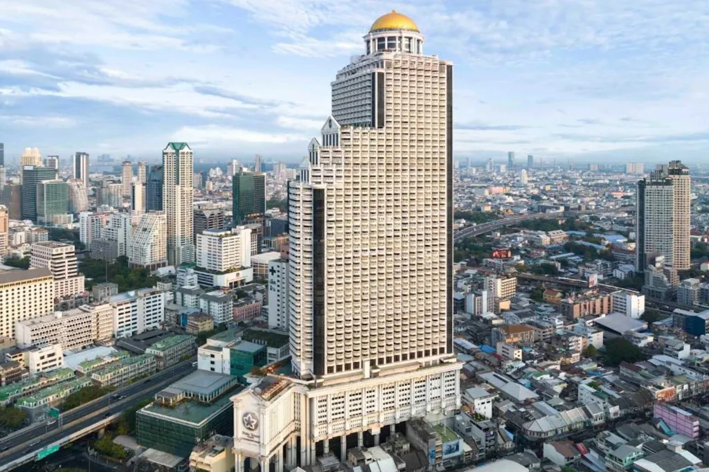 タイ・バンコク：「ルブワ Lebua at State Tower」暮らすように楽しむ、広すぎるスイートルームでの贅沢な時間。